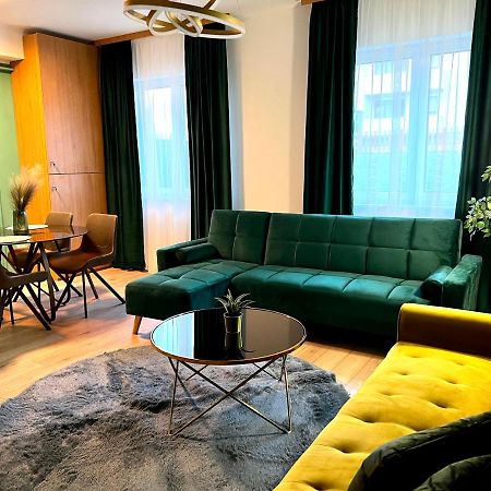 Huggo Apartment 35 Marosvásárhely Kültér fotó